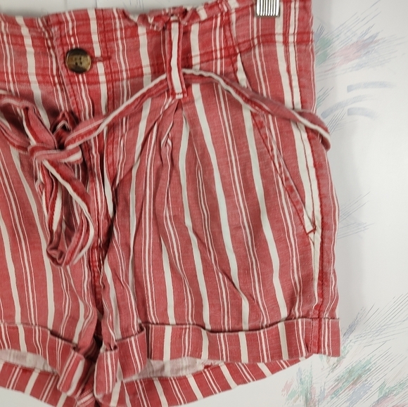 American Eagle Red Striped Linen Shorts Belted - Picture 2 of 10